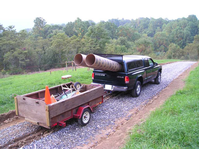 011-Sonotubes_and_OSB_in_trailer